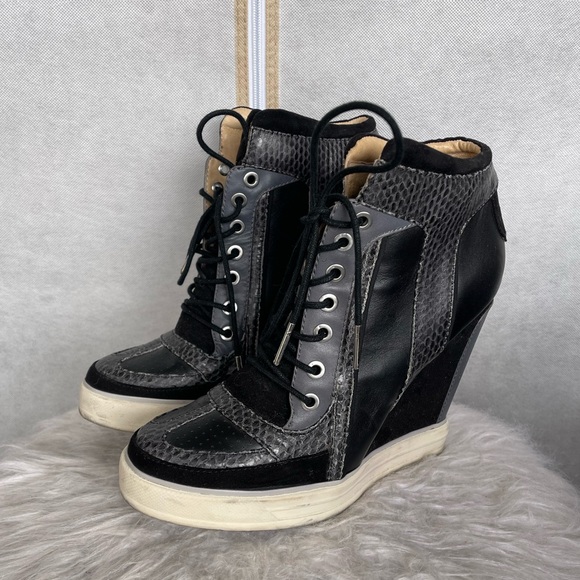 L.A.M.B. Black Suede/Snake Skin Summer Lace Up Sneaker Wedges!  EUC - Picture 2 of 10